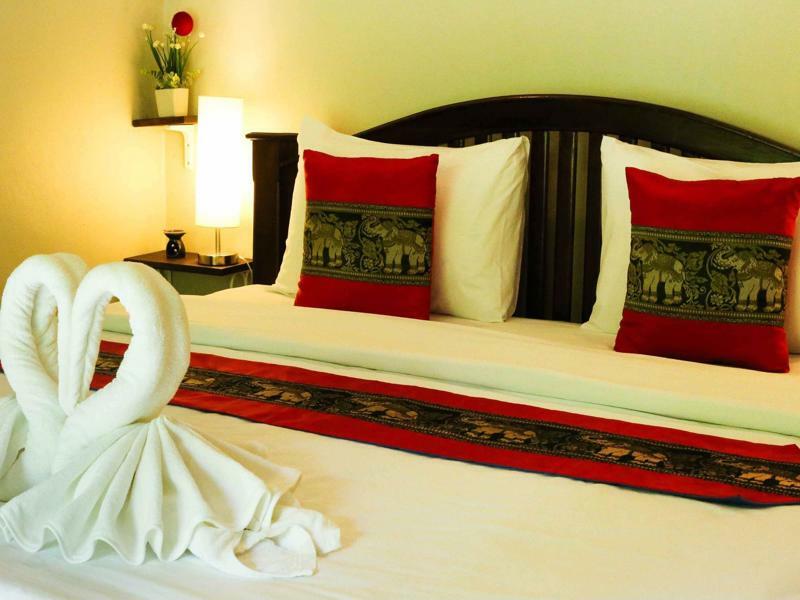 Bang Po Hut Hotel Ban Bang Po Екстериор снимка